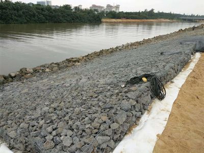 护岸格宾网用于沈丹铁路凤金线防汛项目